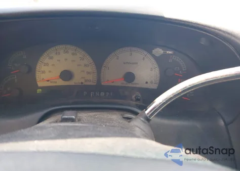 2001 Ford F-150 Harley-Davidson Edition/King Ranch Edition/Lariat/Xlt from USA, damaged, VIN 1FTRW07L31KA17614